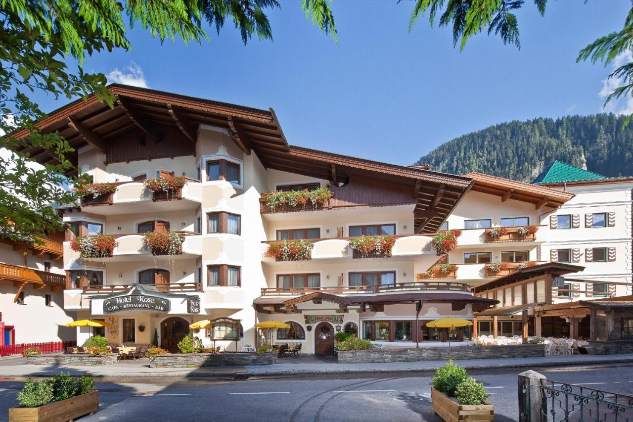 Hotel Rose Mayrhofen Bagian luar foto