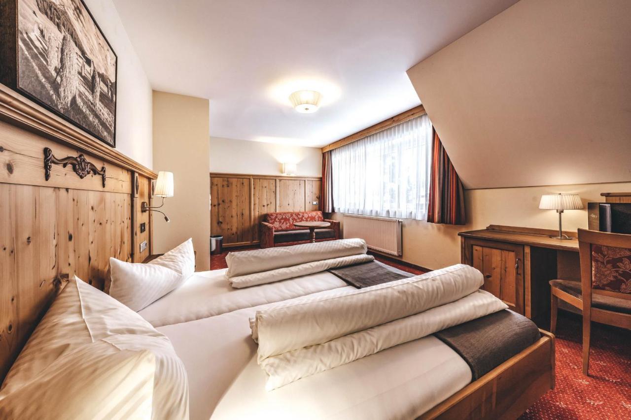 Hotel Rose Mayrhofen Bagian luar foto