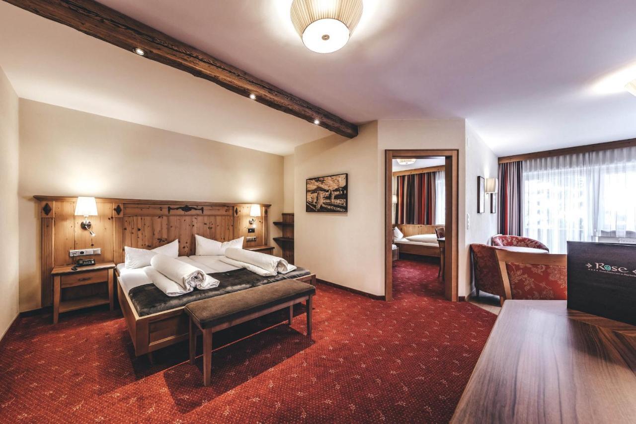 Hotel Rose Mayrhofen Bagian luar foto